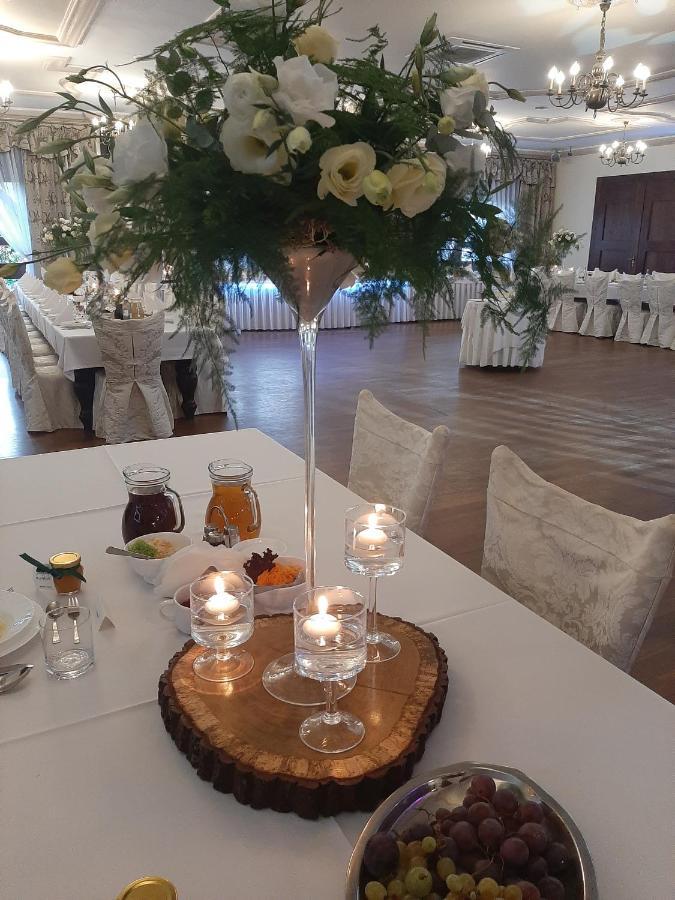 بوزنان Dworek Staropolski المظهر الخارجي الصورة